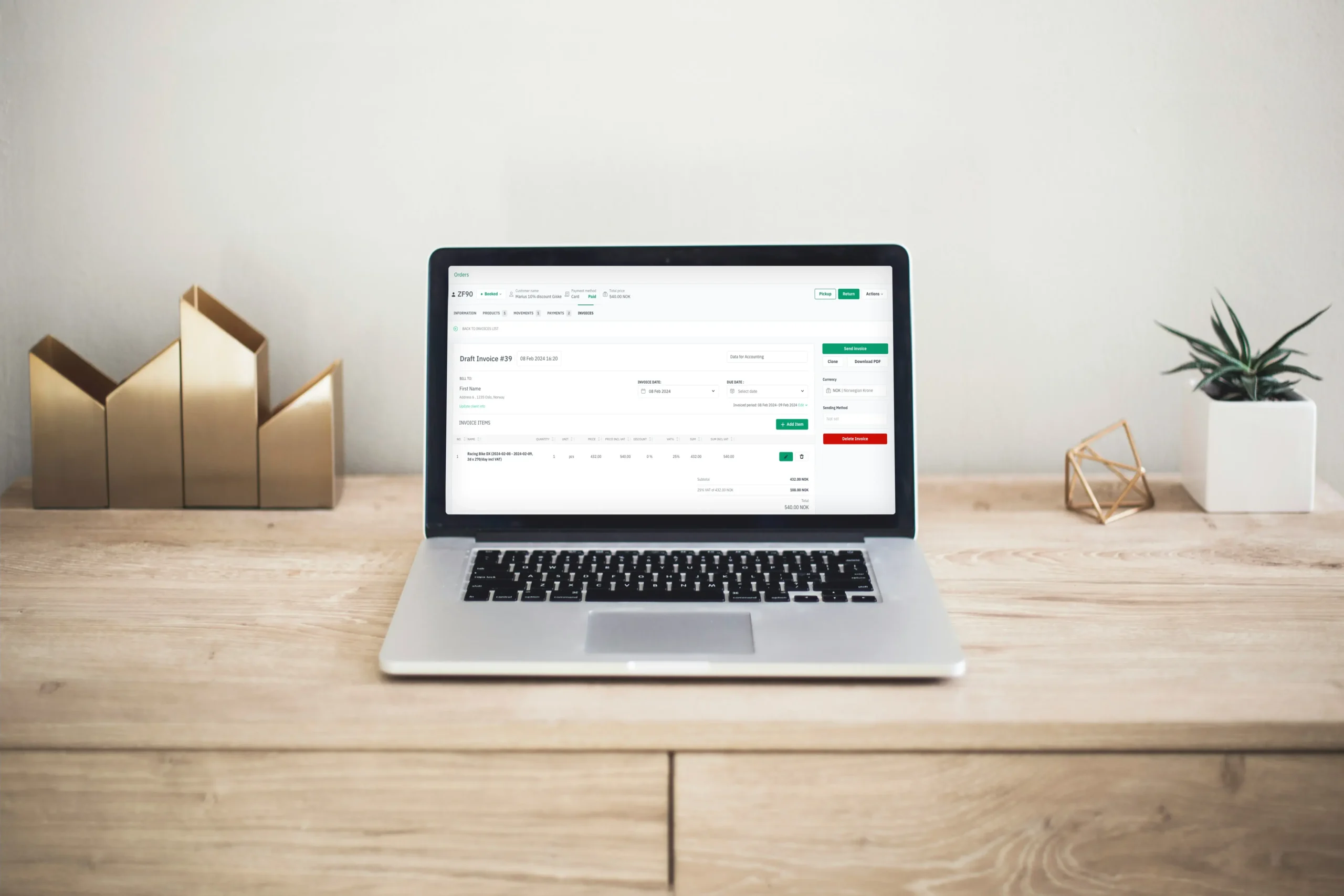 Scale webshop and business together